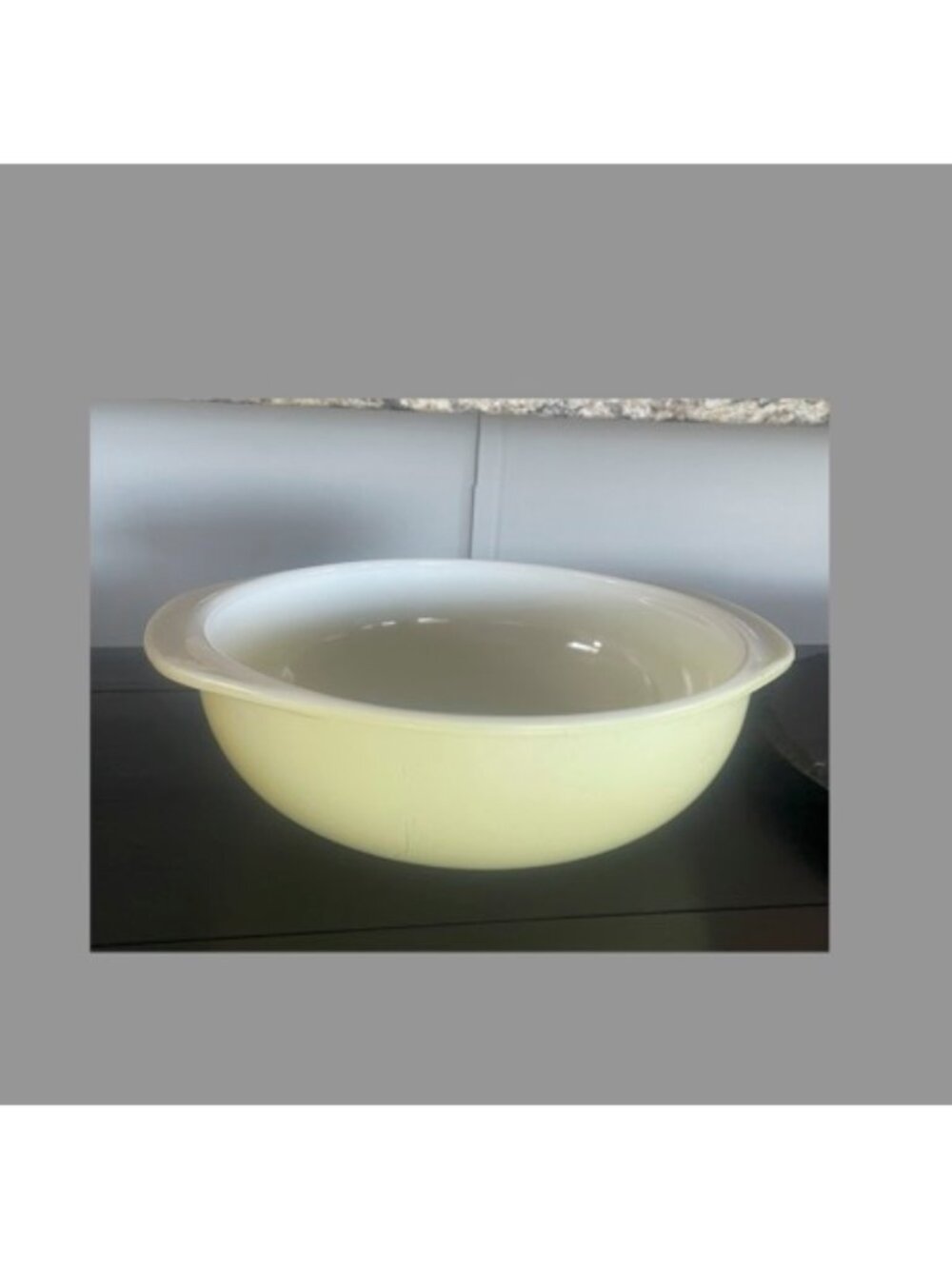 PYREX 2 quart casserole, vintage pale yellow (c. 1956?)
